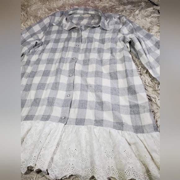 Soft Surroundings Plaid Lace Trim Top - Picture 4 of 13